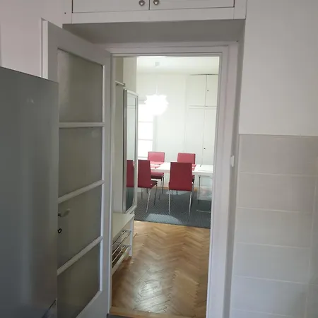 Appartamento Newly Refurbished